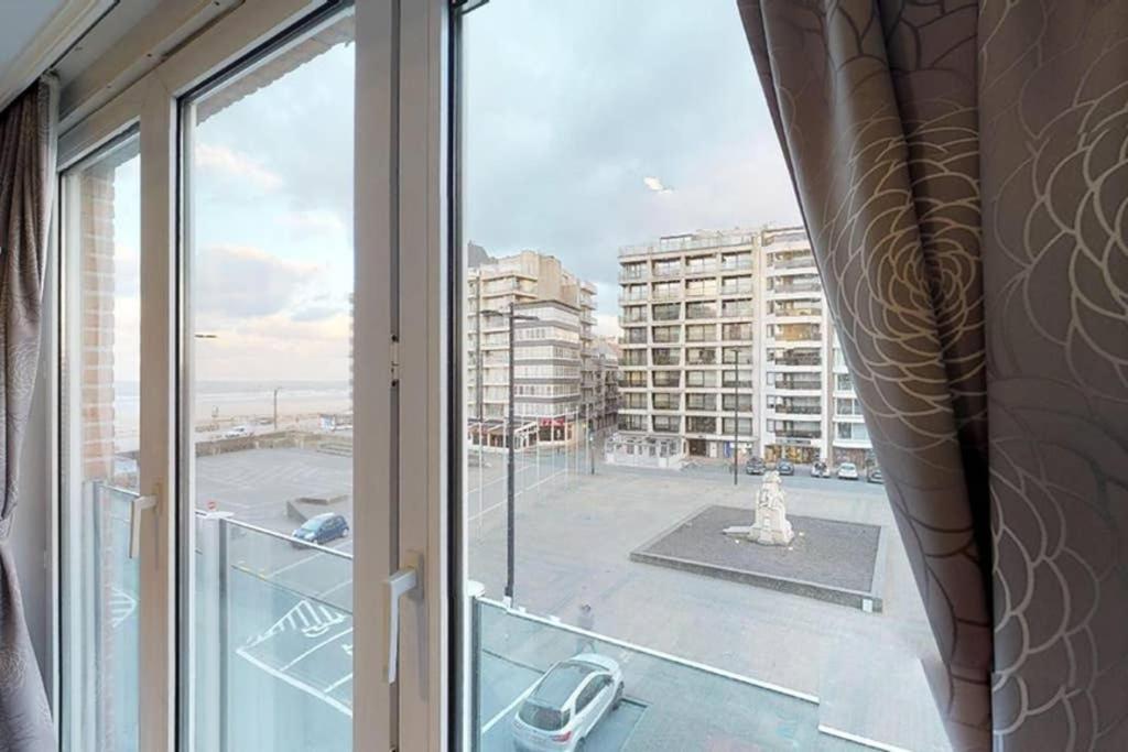Studio Met Zeezicht Op Heldenplein Knokke-Heist Kültér fotó